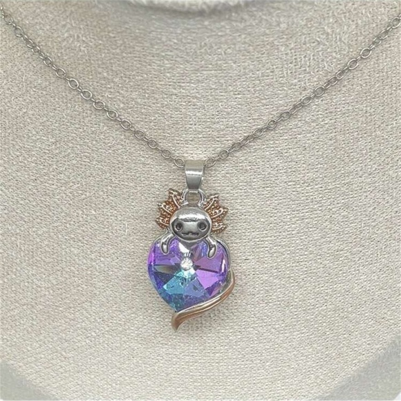 Axolotl Crystal Heart Pendant Fashion Necklace - Picture 4 of 5